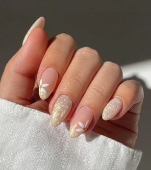 Pearl accents